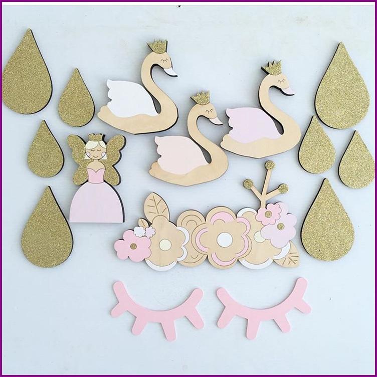 Cute Wood Eyelash Ornament