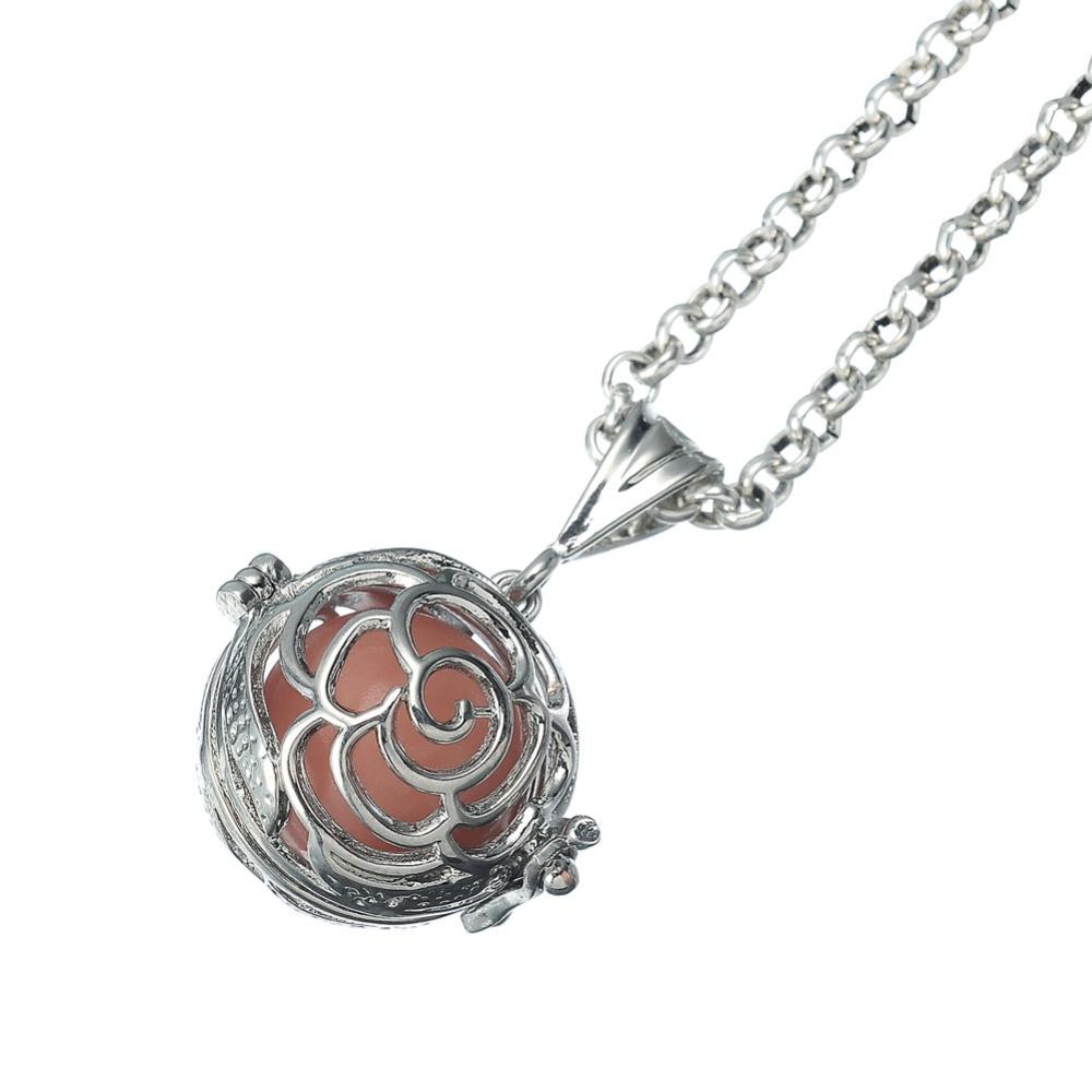 Round Essential Oil Flower Pendant With Glow-In-The-Dark Insert