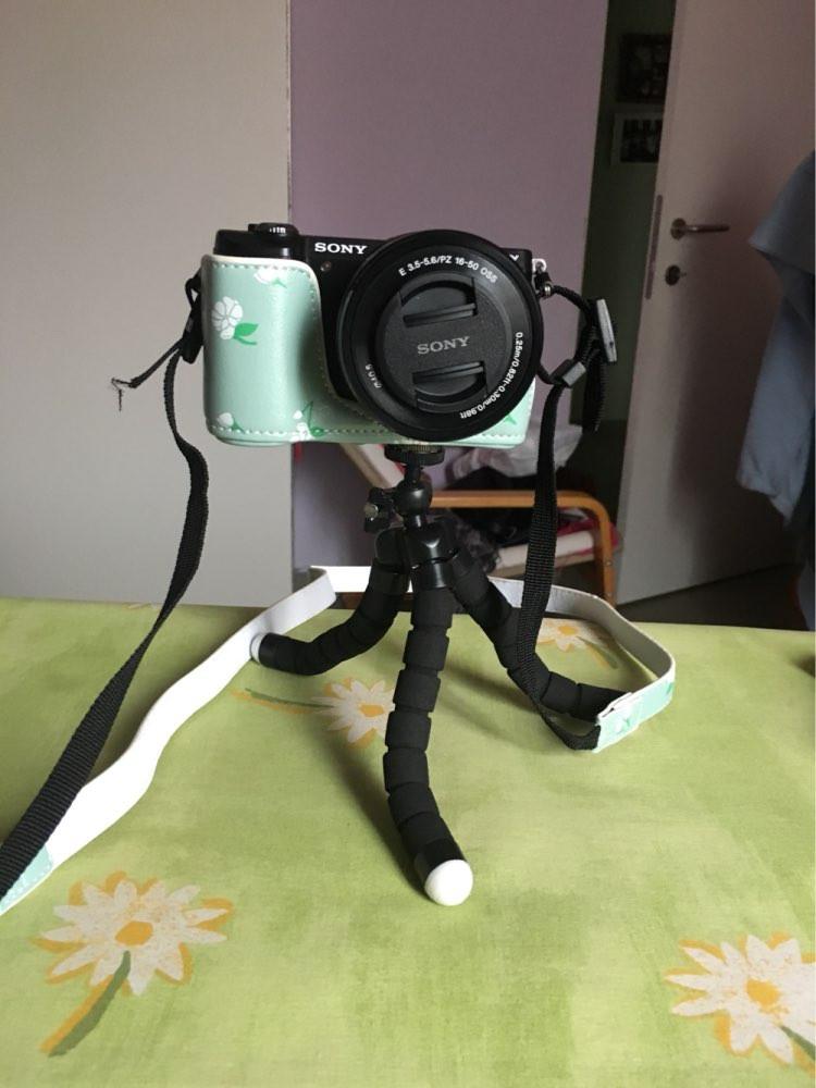 Mini Octopus Flexible Tripod With Holder For Phone Action Camera and Camcorder - 500g