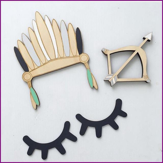 Cute Wood Eyelash Ornament