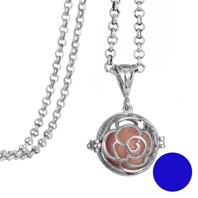 Round Essential Oil Flower Pendant With Glow-In-The-Dark Insert