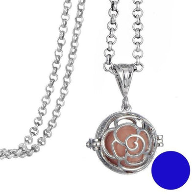 Round Essential Oil Flower Pendant With Glow-In-The-Dark Insert